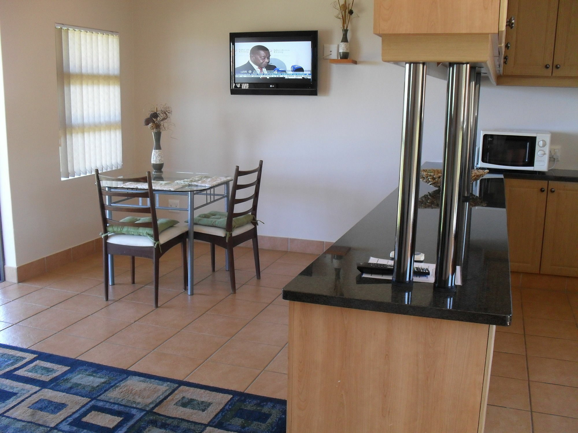 8 Royal Palm B&B Umhlanga Rocks Екстериор снимка
