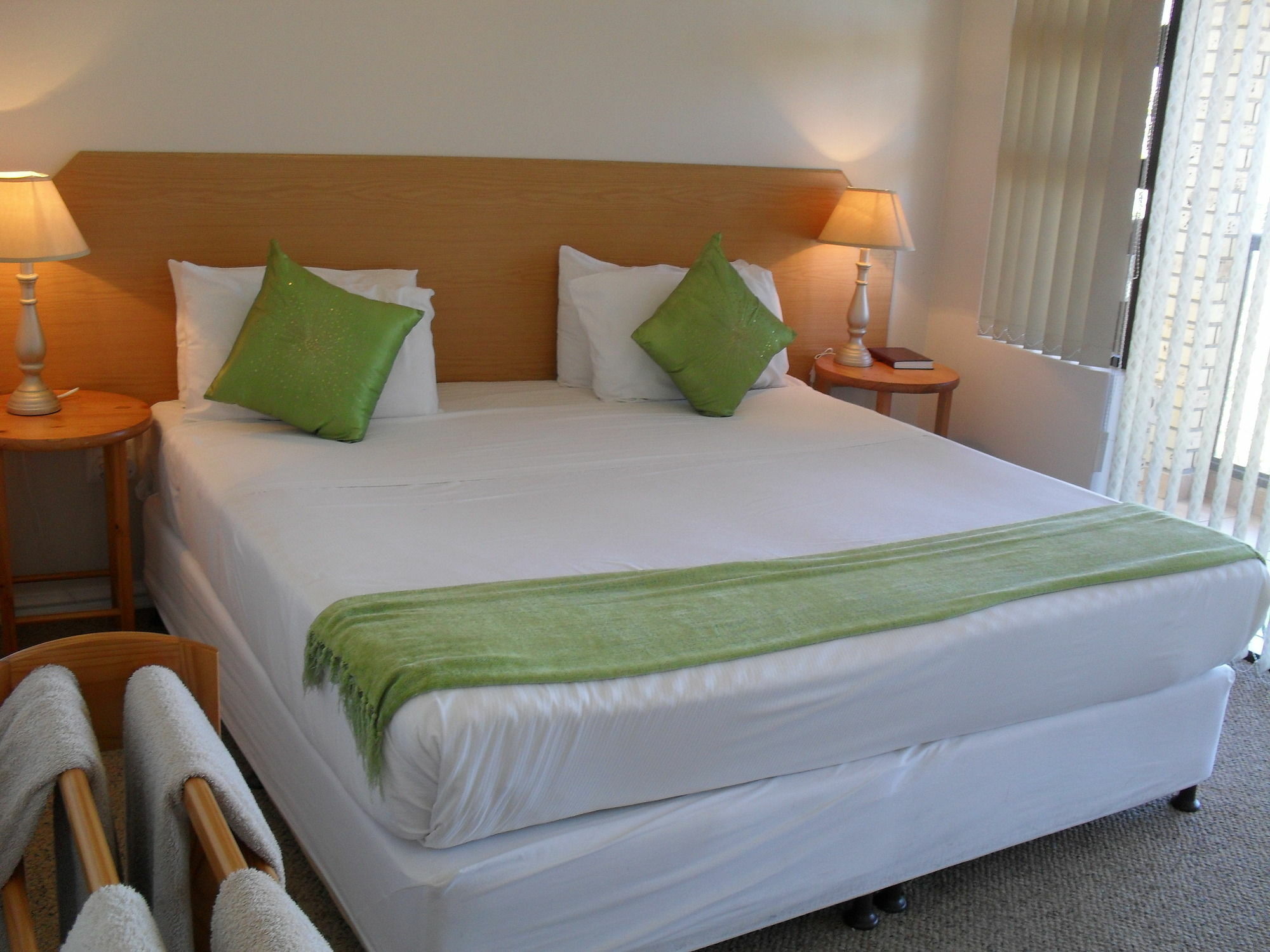 8 Royal Palm B&B Umhlanga Rocks Екстериор снимка